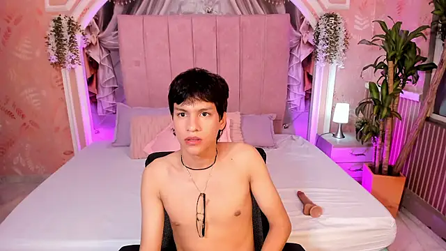 max_hunter1 webcam