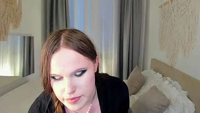 EffieMinki webcam