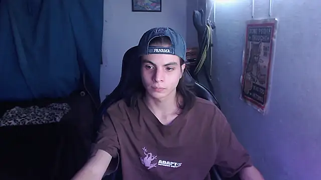 Elastic_Fantasy webcam