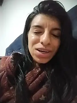 Ariell_Kieran live cam on StripChat