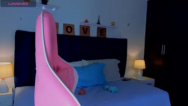 Issac_james_ webcam