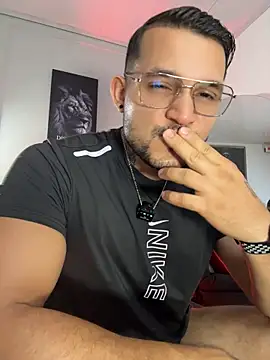 marco_vega - Marco_Vega's free webcam - UK Sex Cams