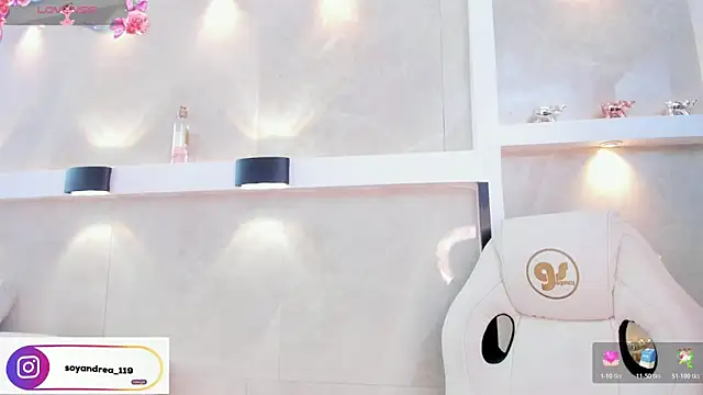 juliana_smithh webcam