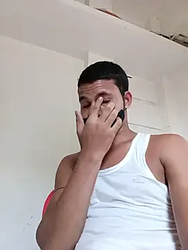 Rashi__75 webcam
