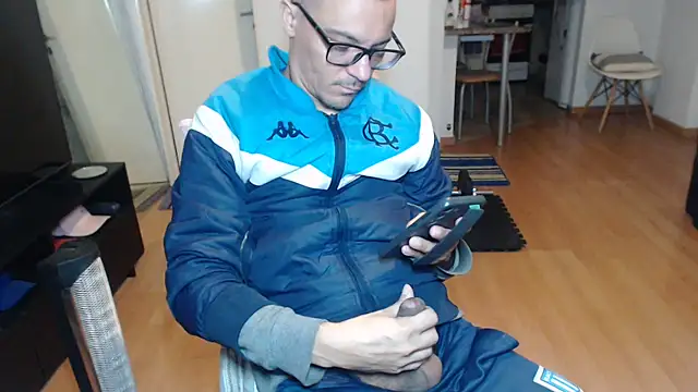 guachin_hunk - Guachin_hunk's free webcam - UK Sex Cams