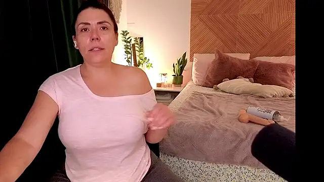 Ellie-Elizabeth webcam