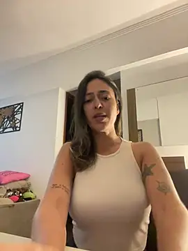 Gipoltergeist ✍ live sex stream