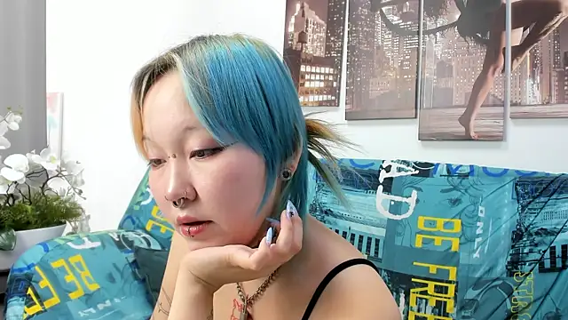 Cute__Kiko webcam