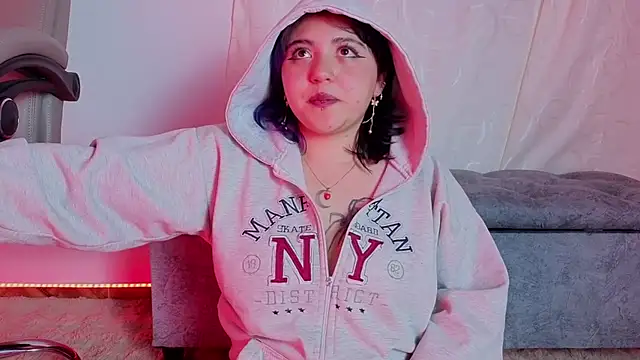 Blueberry_gothic webcam