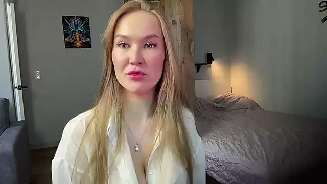 LustfulDiana webcam