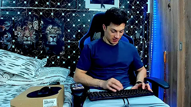javiersexymann webcam