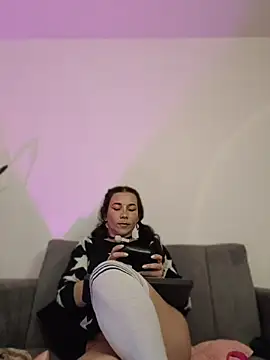 Mila_27 webcam