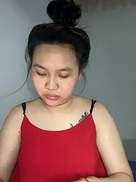 Almira6868 webcam
