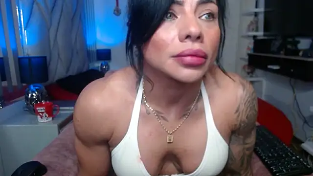 nati_muscle webcam