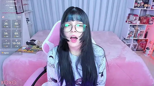 misshoneyxxx webcam
