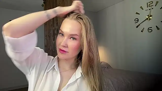 LustfulDiana webcam