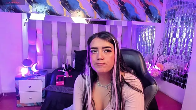 IsaDiiaz webcam
