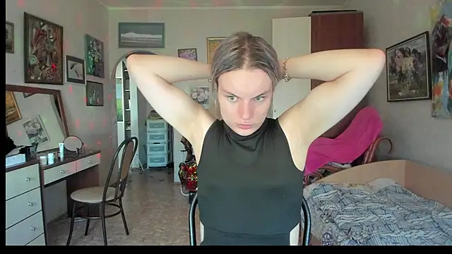milliKira006 webcam