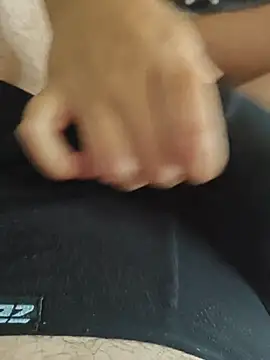 MadaamJizz_DickLewd webcam