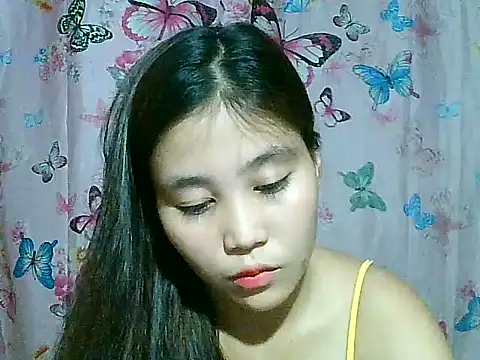 SexyAsianPussy4u webcam