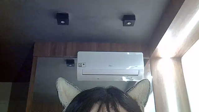 SkinnyKitten webcam