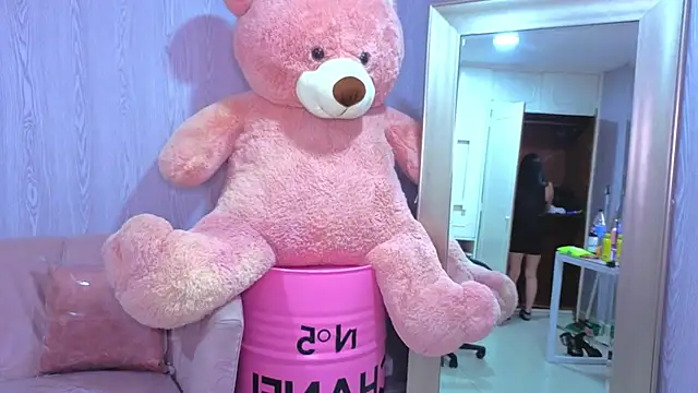 lia_harper_t webcam