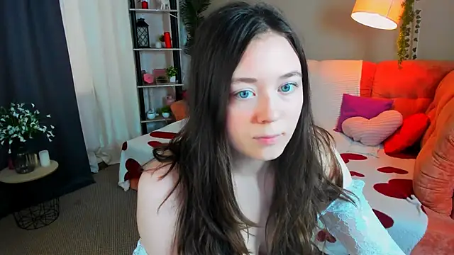 AlluringLookk webcam