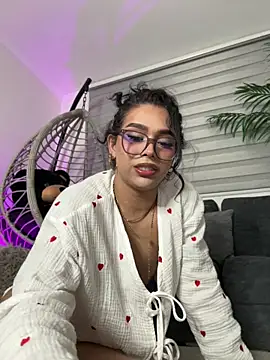 Samantha_Bernardo's live cam