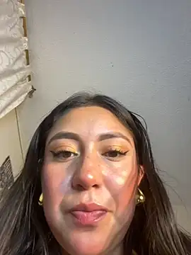 antonella_moreau (F young) - oil on your oily tits + two fingers in..