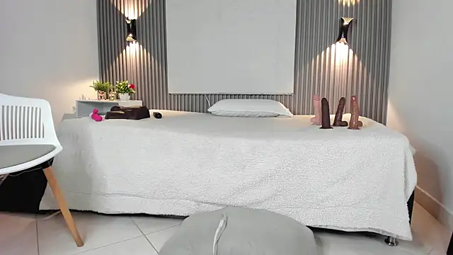 zafiiraa (F young) - bounce my ass fast