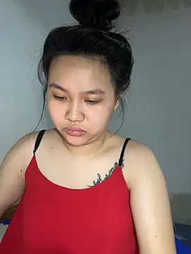 Almira6868 webcam