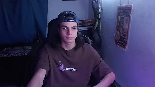Elastic_Fantasy webcam