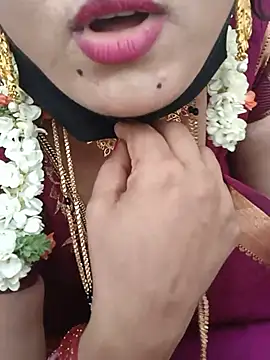 Urmila_kannada_telugu