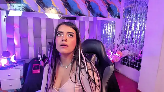 IsaDiiaz webcam