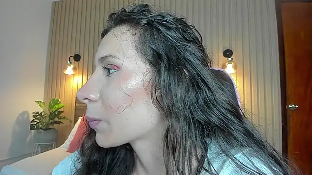 valeryn__rosse - Valeryn__rosse's free webcam - UK Sex Cams