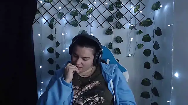 Nika_1_ webcam