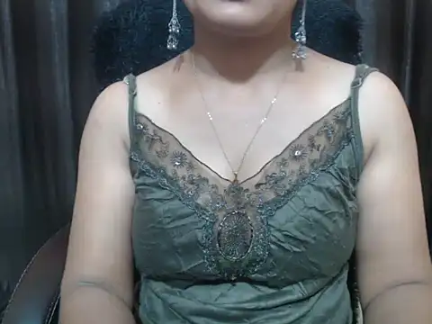 Kudi_Kiyara webcam