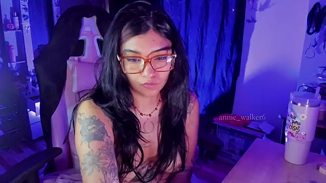 annie_walker6 webcam