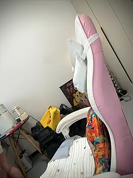 BK_PINK1021 webcam