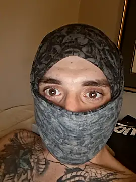 DaUninut696 webcam