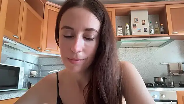 Flamingo_Queen 🏢 online naked chat