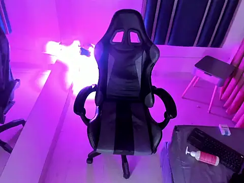 Damiam_23 webcam