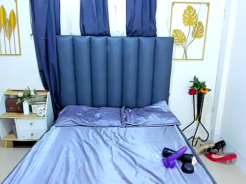HardMistress_Bella webcam