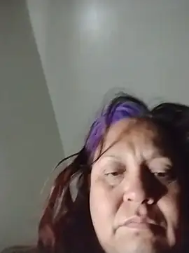 THEBEDroomdoOR webcam