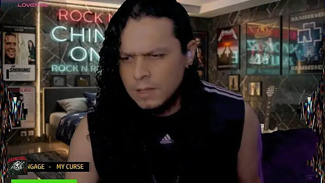 chino_roz webcam
