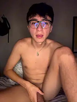 CamiRojas_boy webcam