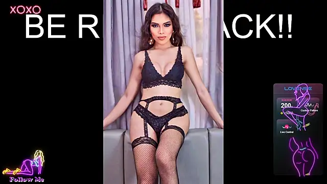 izabella_moore webcam