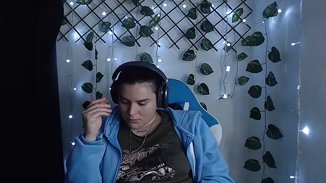 Nika_1_ webcam
