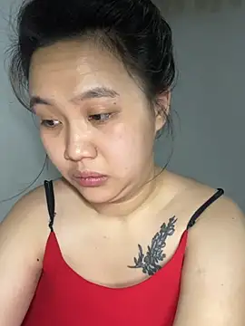 Almira6868 webcam