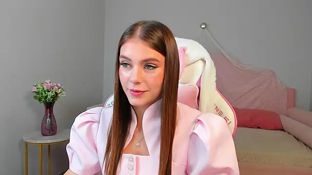 EricaFoxes webcam